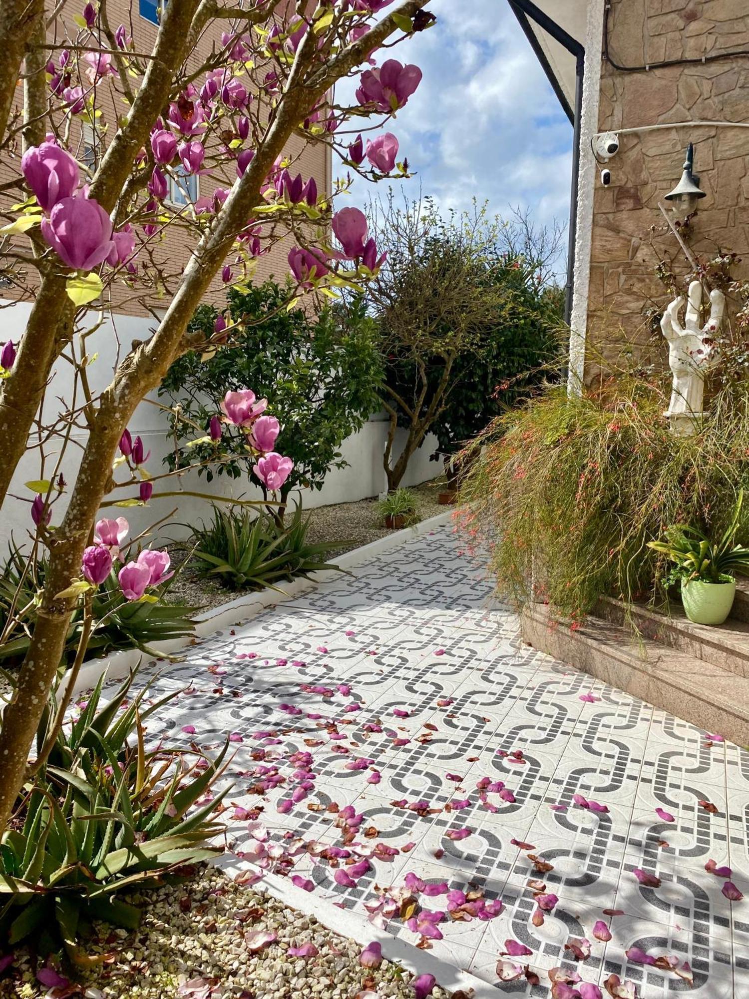 Live, Laugh, Love Beach Guest Home With Ac Madalena  Exterior foto
